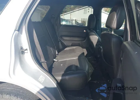 2012 Ford Escape Limited z USA, uszkodzony, nr VIN 1FMCU0EG1CKA44746